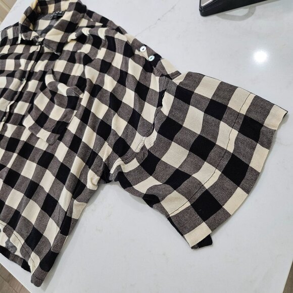 POL Crop Shirt Large Black Cream Plaid Flannel Button-Up Gorpcore Cabincore - Picture 11 of 11
